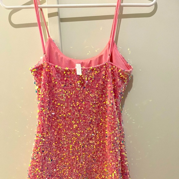xs lucy in the sky sequin pink mini dress!! - Picture 3 of 3